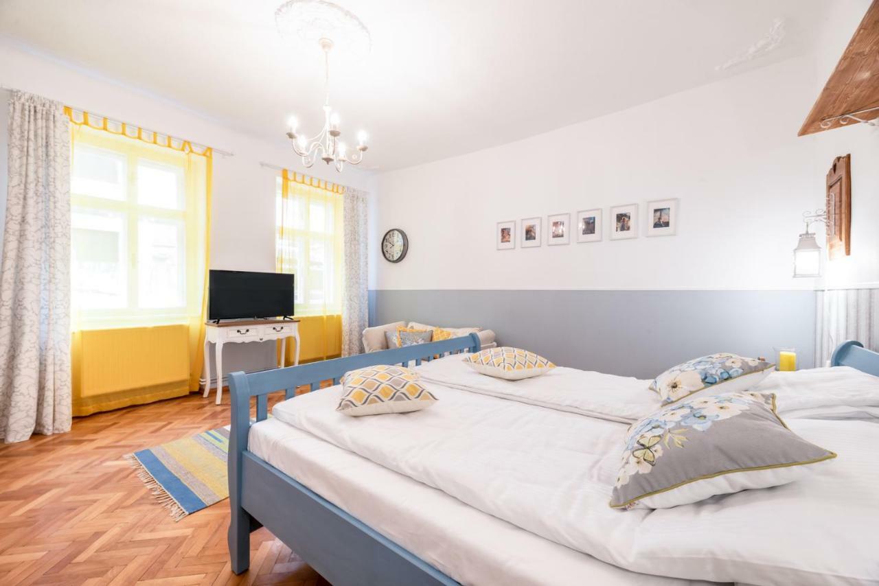 Bonton Apartments Sibiu Ngoại thất bức ảnh